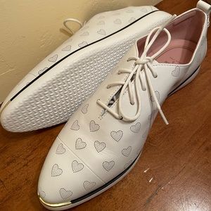 MEW Cole Haan Grand Ambition Leather Contemporary Lace Up with Hearts